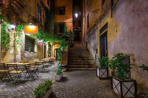 Vlies Fotótapéta - Cozy street in Rome - 375x250 cm