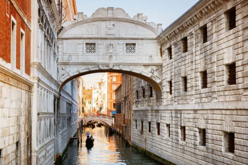 Vlies Fotótapéta - Bridge of Sighs - 375x250 cm