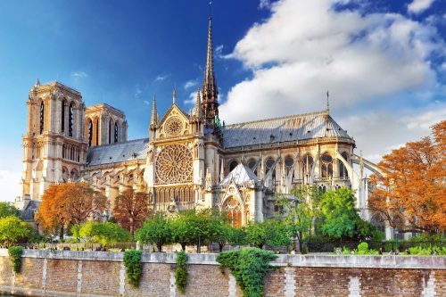 Vlies Fotótapéta - Paris Cathedral - 375x250 cm