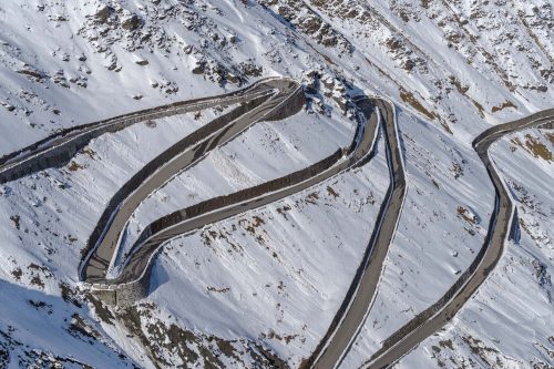 Vlies Fotótapéta - South Tyrol road - 375x250 cm