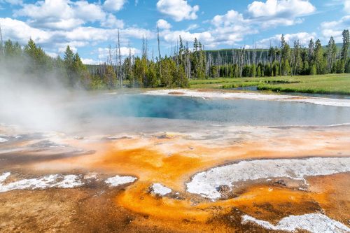 Vlies Fotótapéta - Geyser Pool - 375x250 cm