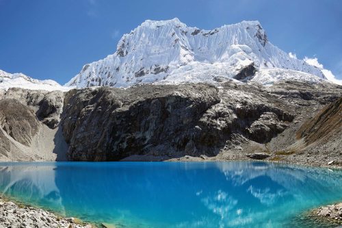 Vlies Fotótapéta - Huascaran lake - 375x250 cm