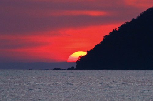 Vlies Fotótapéta - Island in Malaysia - 375x250 cm